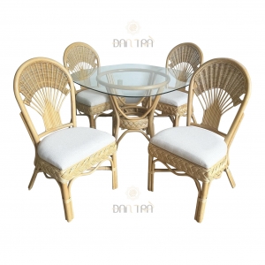 Bàn ghế ăn bằng mây Grand